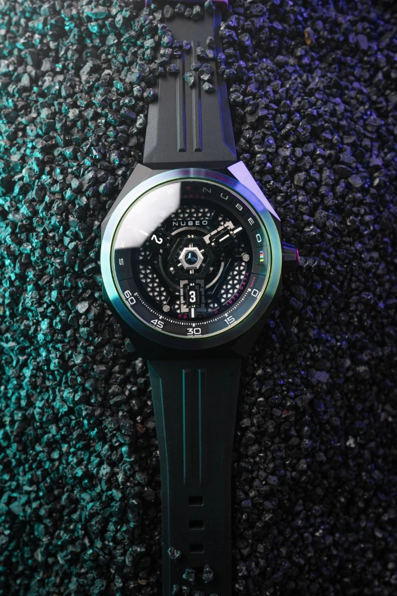 Iridescent Black