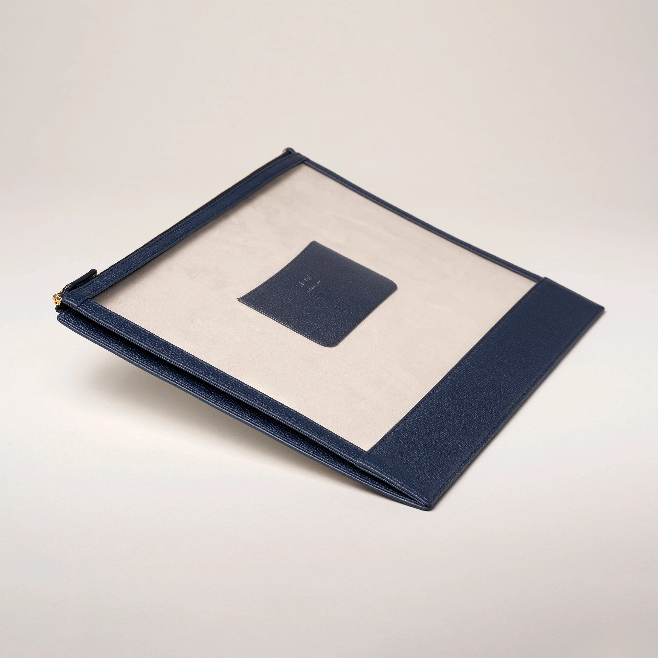 Seeview Folio