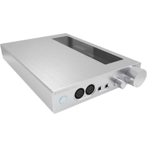 Sennheiser HDVD 800 Headphone Amplifier with Integrated DAC- Discontinued