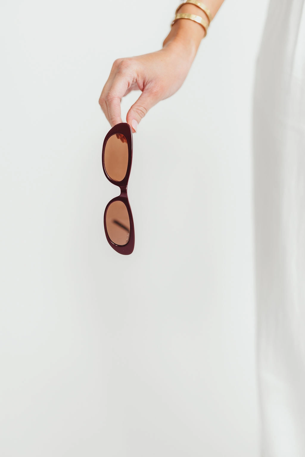 Sophie Acetate Cat Eye Sunglasses in Burgundy