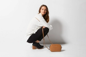 Status Anxiety Plunder Bag In Tan