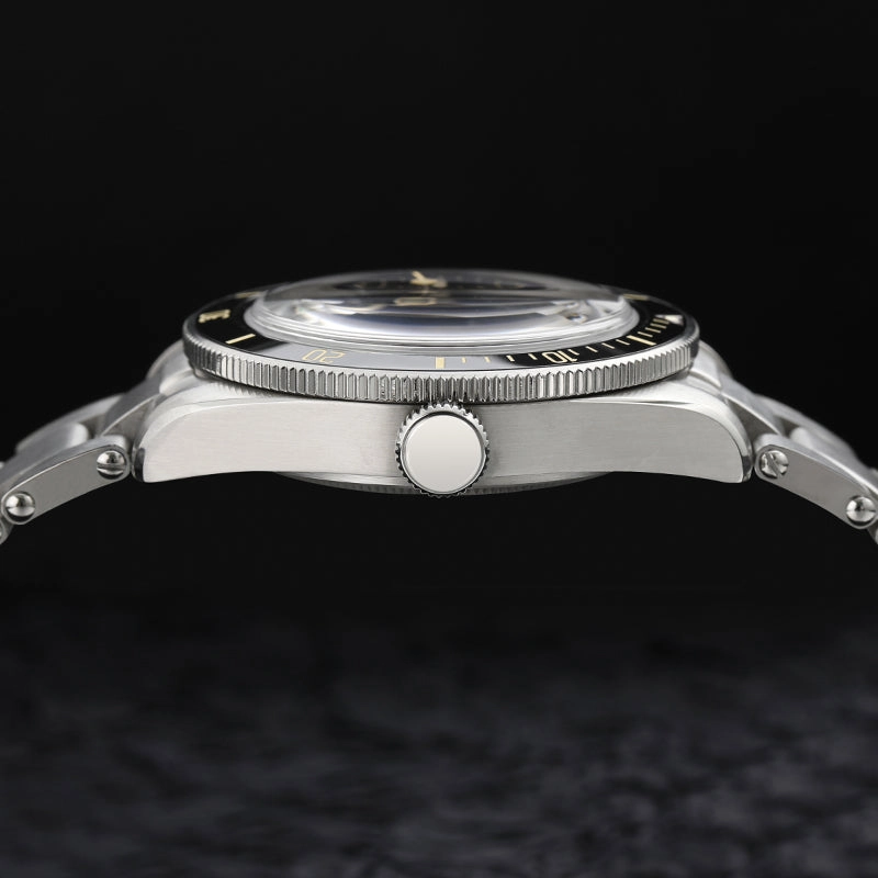 Thorn 39mm Diver 6200 Retro Diver Watch