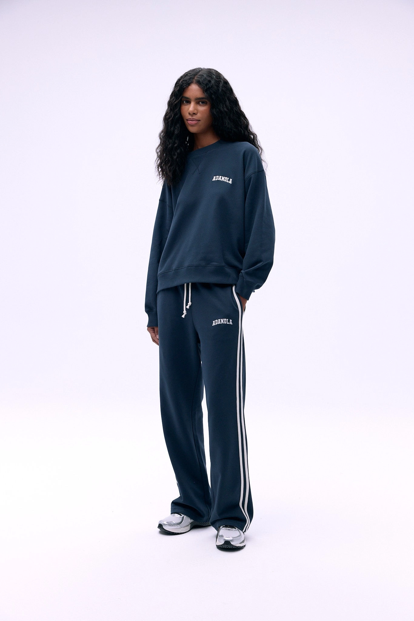 Varsity Loose Fit Sweatshirt - Midnight Blue/Marshmallow White