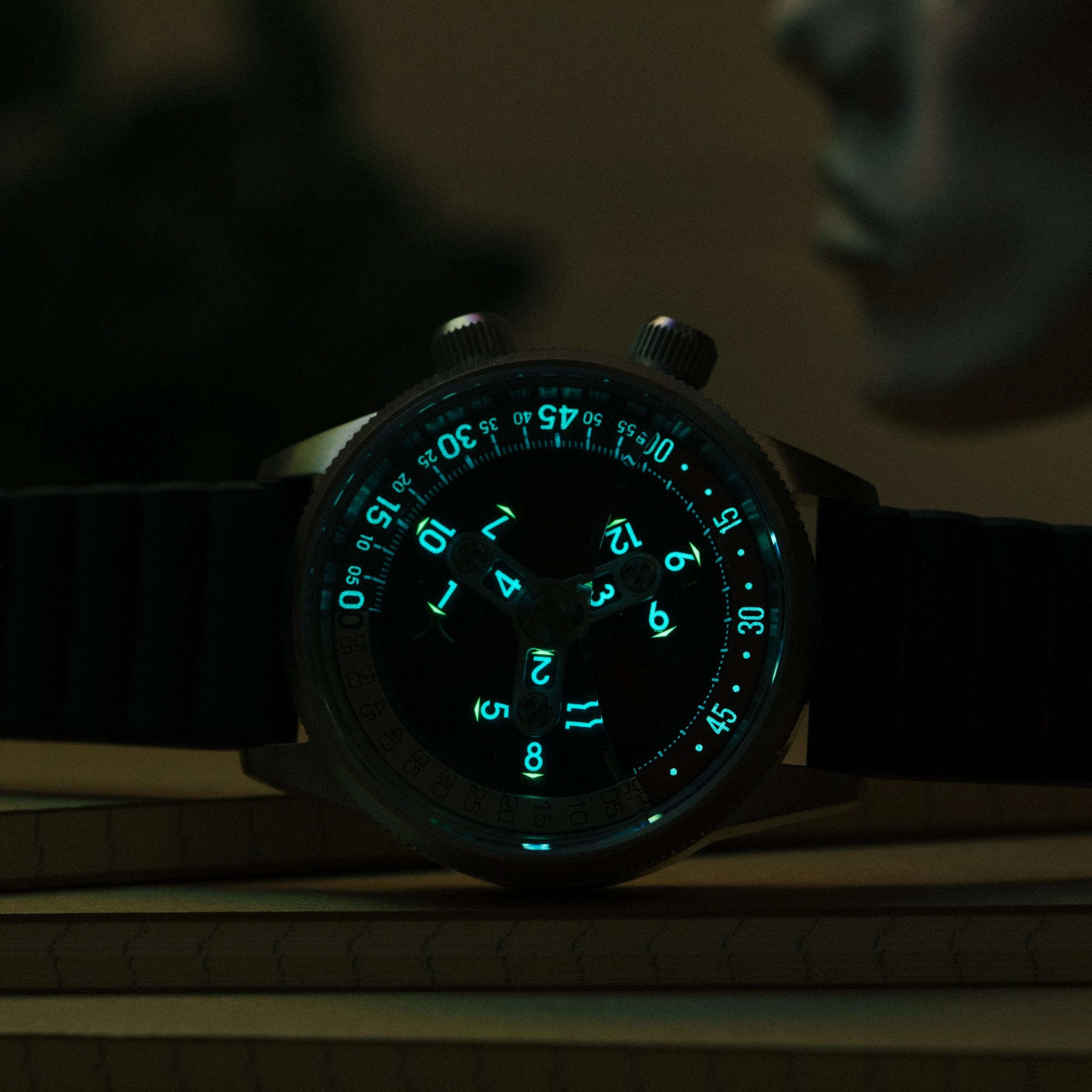 Vendetta II Automatic Wandering Hour Oxblood Black