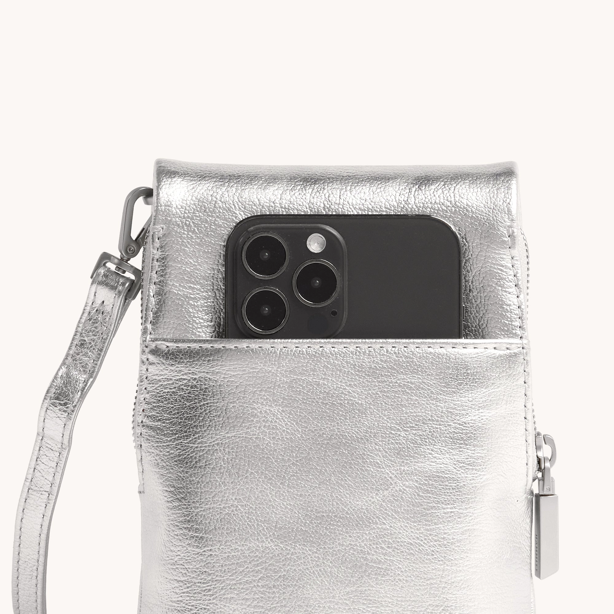 VIP Mobile | Sidewalk Silver/Brushed Silver