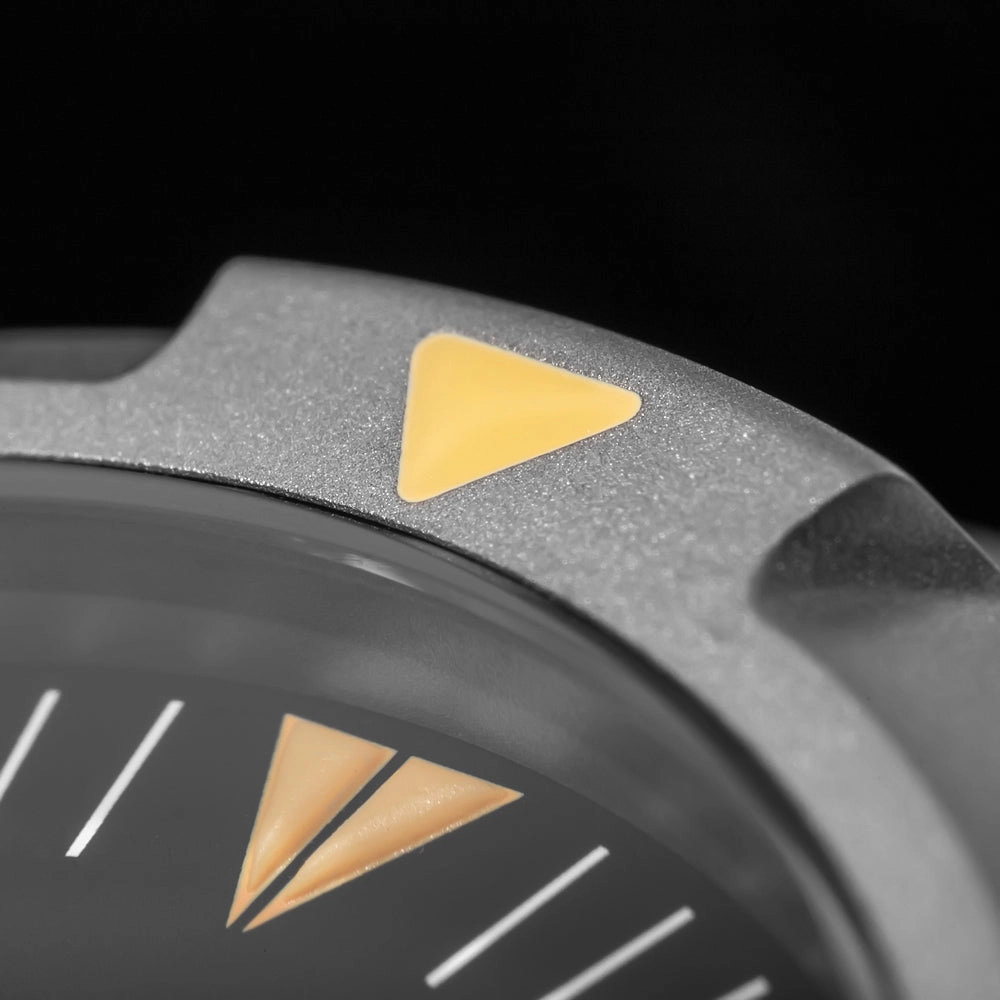 ★Weekly Deals★Thorn T011 Titanium Vintage Men Watch